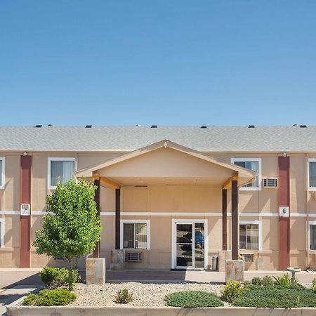 Super 8 By Wyndham Limon Hotel Buitenkant foto