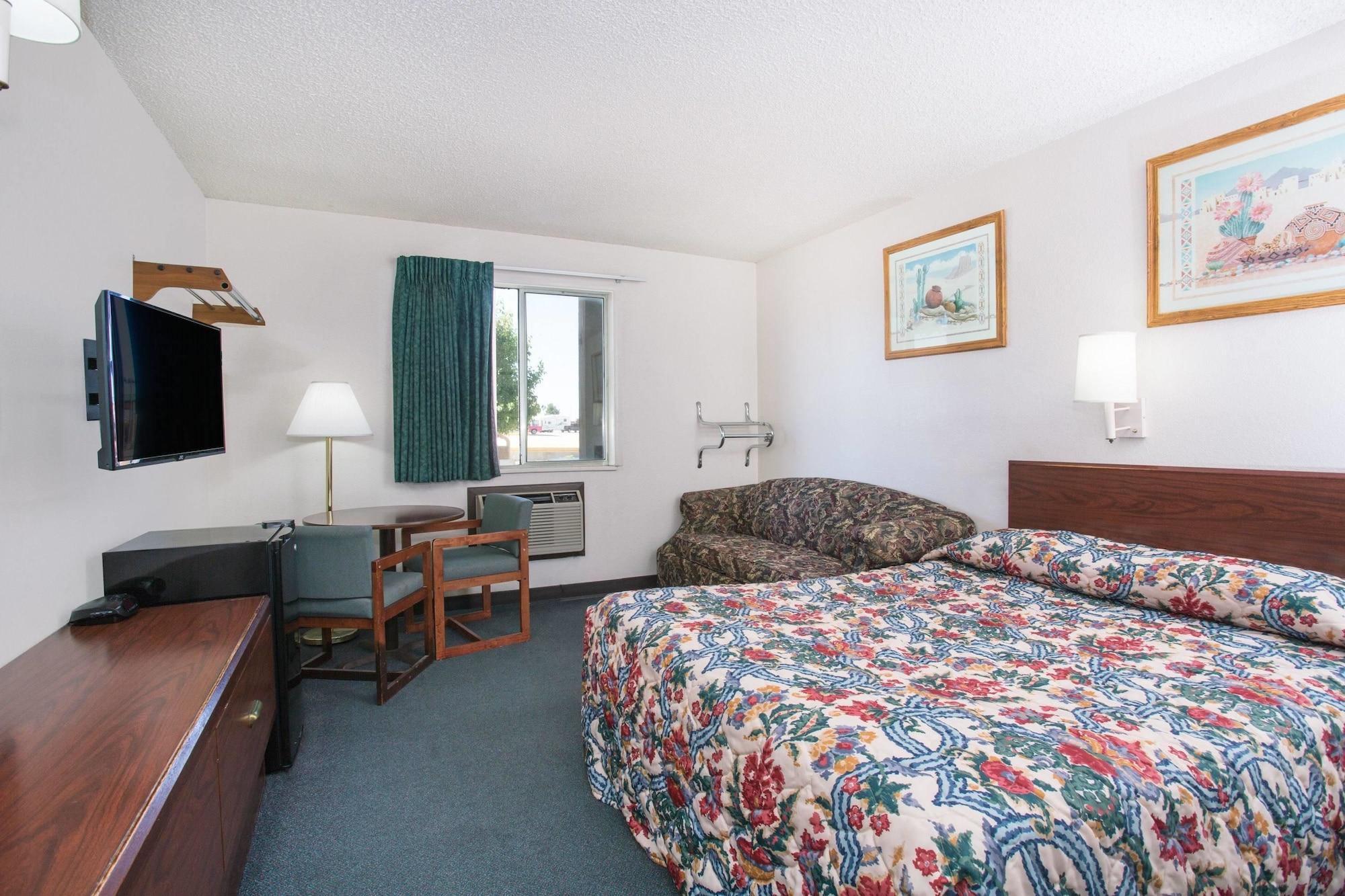 Super 8 By Wyndham Limon Hotel Buitenkant foto